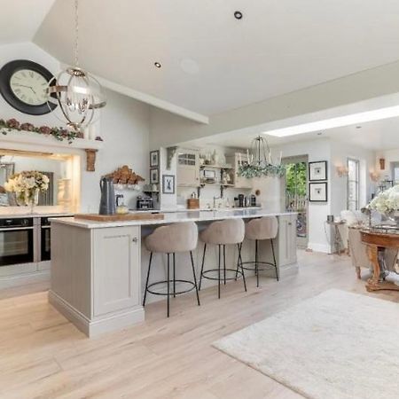 Private Apartment - 3 Bedrooms Harrogate Esterno foto