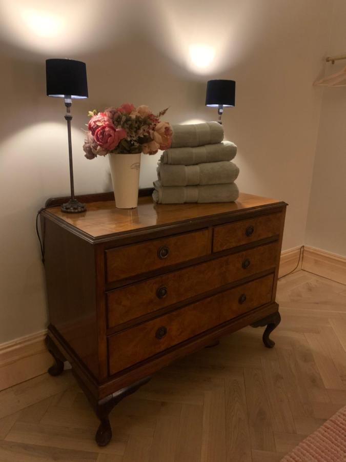 Private Apartment - 3 Bedrooms Harrogate Esterno foto